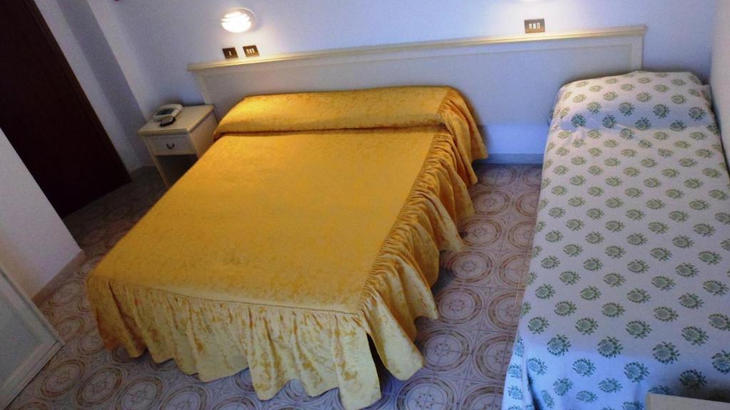 Hotel Reali Chianciano Terme Habitación foto
